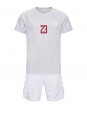 Dánsko Pierre-Emile Hojbjerg #23 Venkovní dres pro děti MS 2022 Krátký Rukáv (+ trenýrky)
